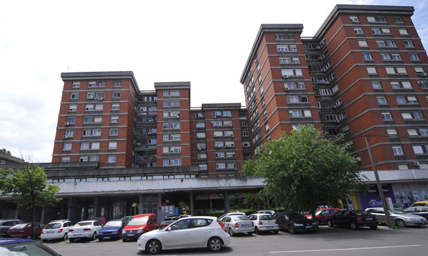 Зграде без управника: Прво упозорења, па казне